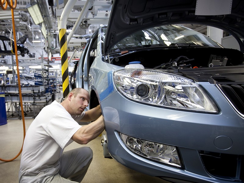 Škoda Roomster sjíždí z linky v Kvasinách